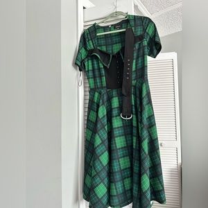 Sheen Size 8 plaid green pinup dress